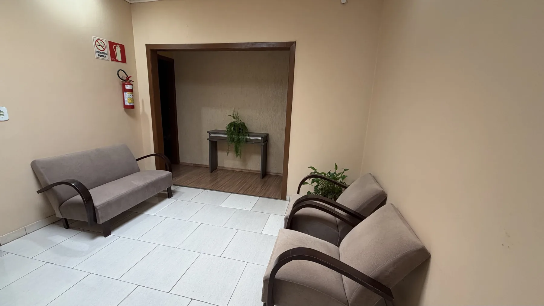 Área de estar interna da Pousada Encanto dos Cânions